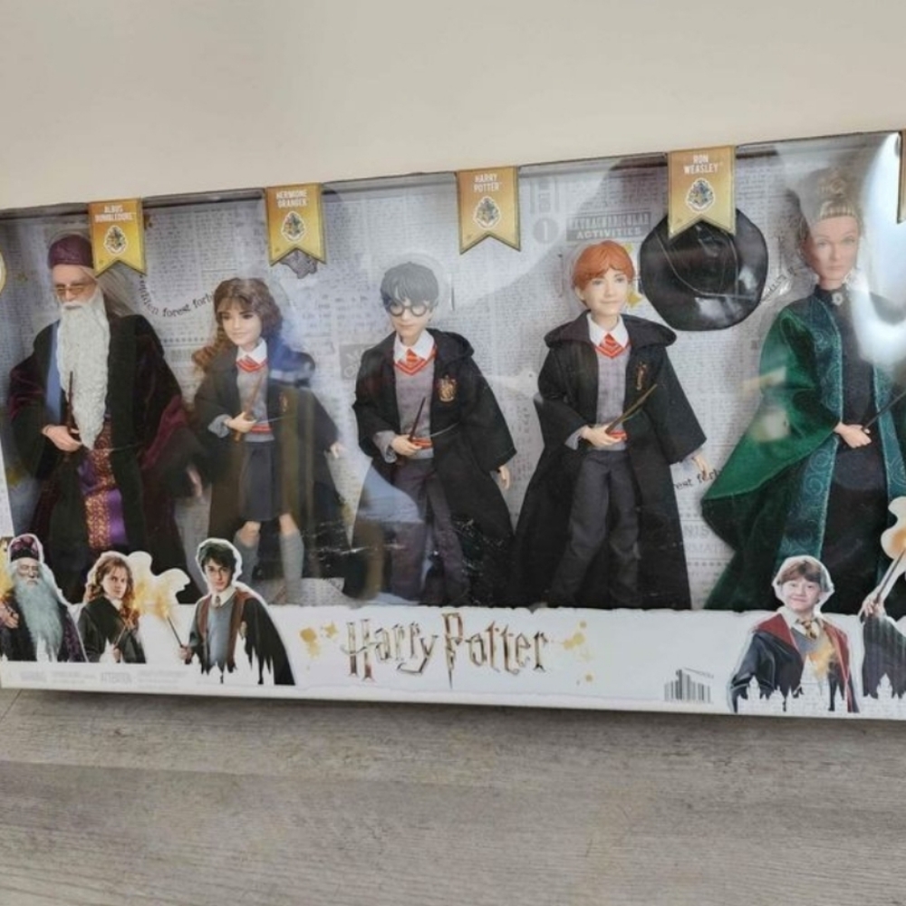 Harry Potter Figurines. New in box